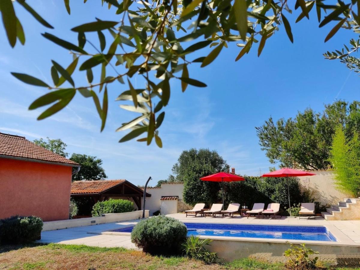 Apartments Villa Sabina Pula Ngoại thất bức ảnh